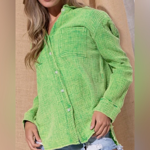 Sweet Genius Tops - NWT Washing Wrinkled Green Gauze Button Down Shirt